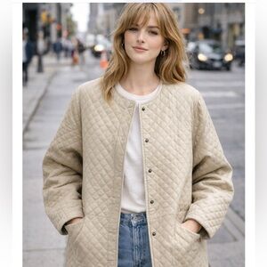 Veste Semi Cuir matelassé beige crème fait  M marque Solitaire neuve